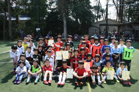 【全体写真】<BR><BR>気持ちのいいサッカー日和だったね! Highslide JS