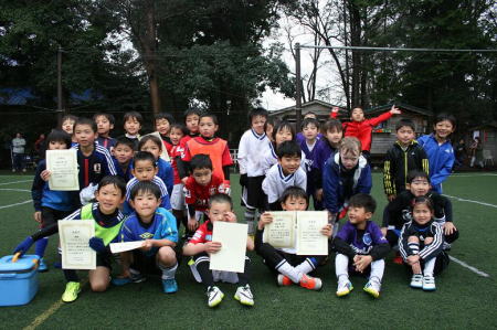 【全体写真】<BR><BR>だいぶ戦える子が増えてきて、いい試合がたくさんありました! Highslide JS