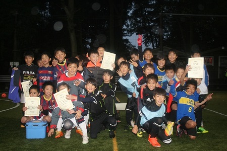 【全体写真】<BR><BR>今日は試合数がたくさんあったので、いろんなことにチャレンジできたかな? Highslide JS