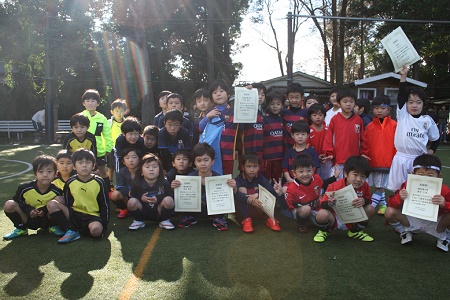 【全体写真】<BR><BR>今日がんばった子には、きっとサンタさんからステキなプレゼントもらえるよ! Highslide JS