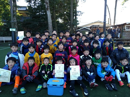 【全体写真】<BR><BR>寒さに負けずに元気いっぱい走ったね! Highslide JS