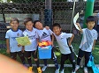 【優勝 チームP】<BR><BR>全員で守ってボールをうばうと、グランドを広く使ってパスをまわしていたね。優勝おめでとう! Highslide JS