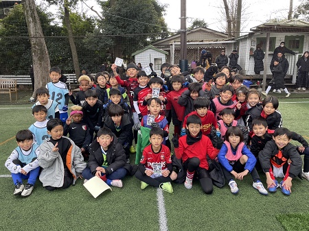 【全体写真】<BR><BR>明けましておめでとう!今年もたくさん笑って、たくさん泣こう! Highslide JS