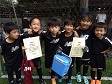 【優勝 VAMOS FC】<BR><BR>雨の中でもしっかりとボールをつないでいたね!優勝おめでとう! Highslide JS